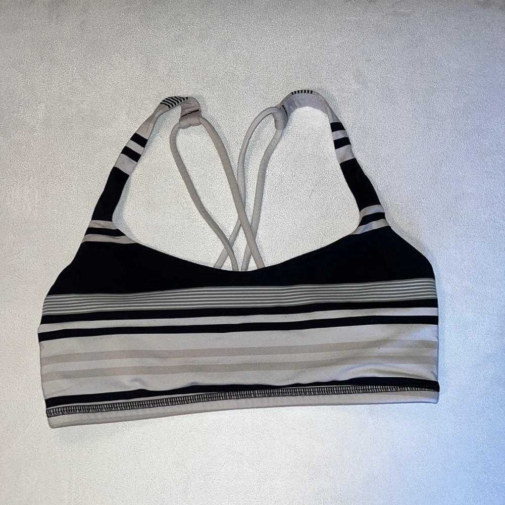 Lululemon Sports Bra size 2